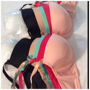 6 Lace Detail Underwire Bra’s